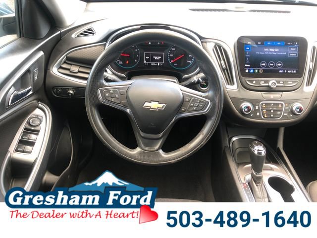 Used 2019 Chevrolet Malibu LT image 14