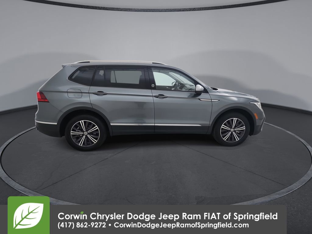 Used 2024 Volkswagen Tiguan Wolfsburg Edition image 9