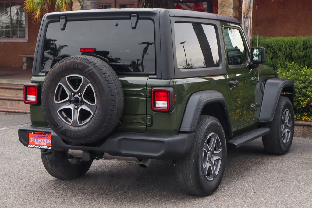 Used 2022 Jeep Wrangler Sport AWD/4WD image 10