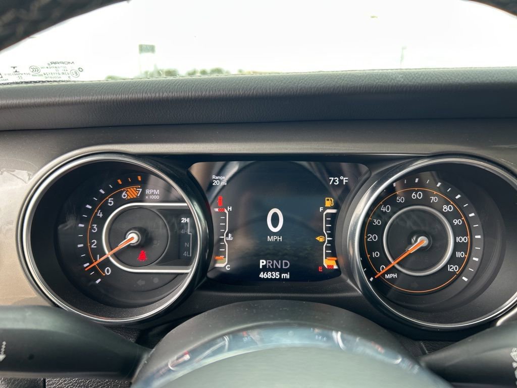 Used 2023 Jeep Wrangler Sahara w/ Cold Weather Group image 17