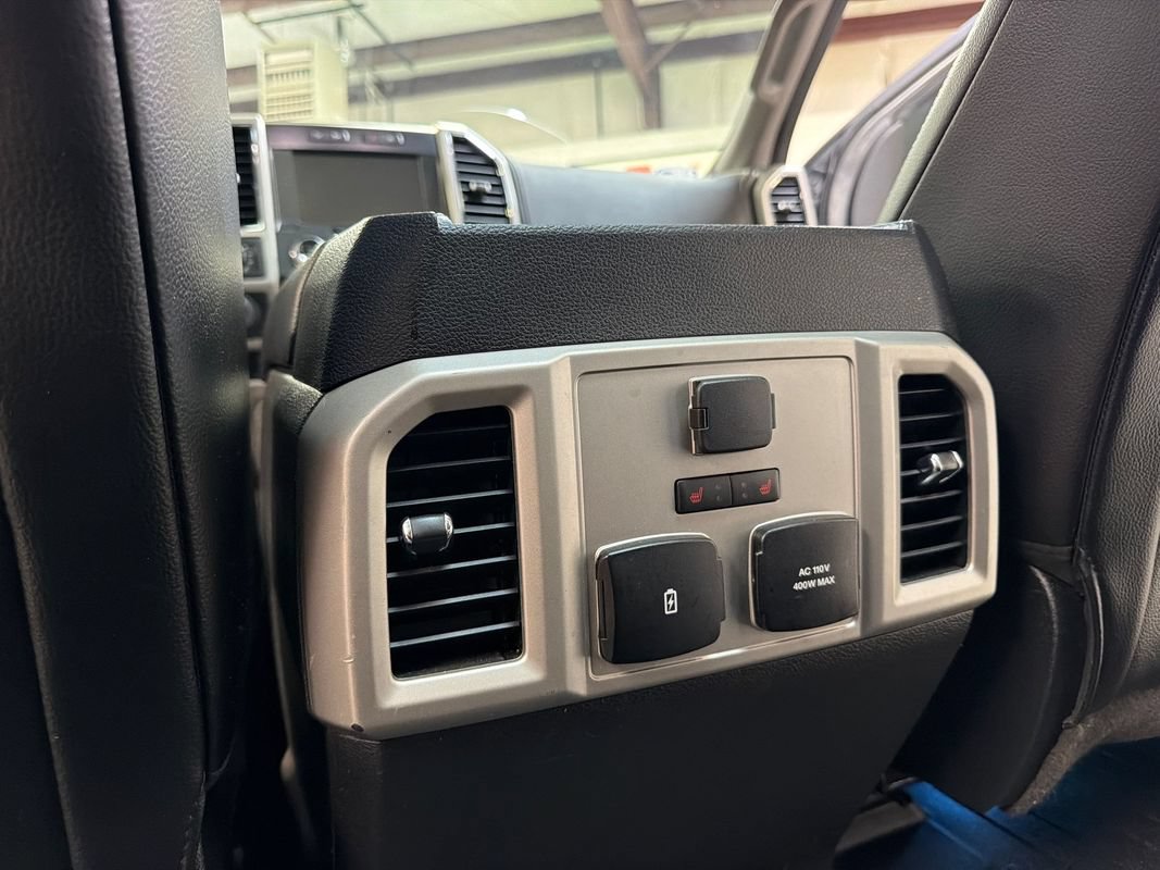 Used 2017 Ford F150 Lariat w/ Equipment Group 502A Luxury AWD/4WD image 33