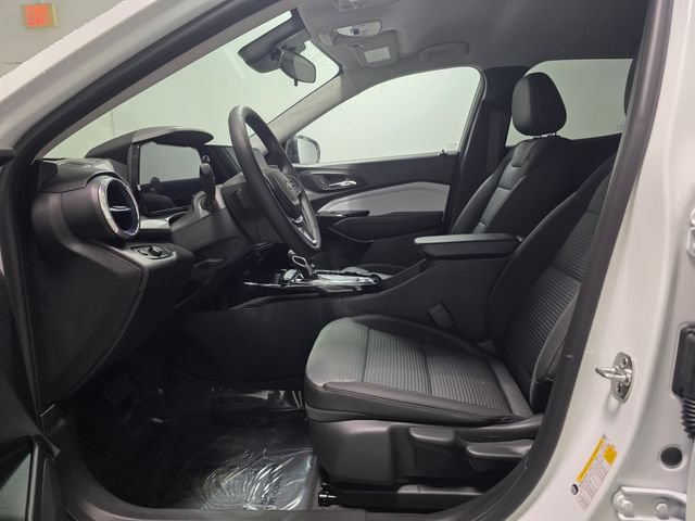 New 2026 Chevrolet Trax LT w/ Driver Confidence Package FWD image 11