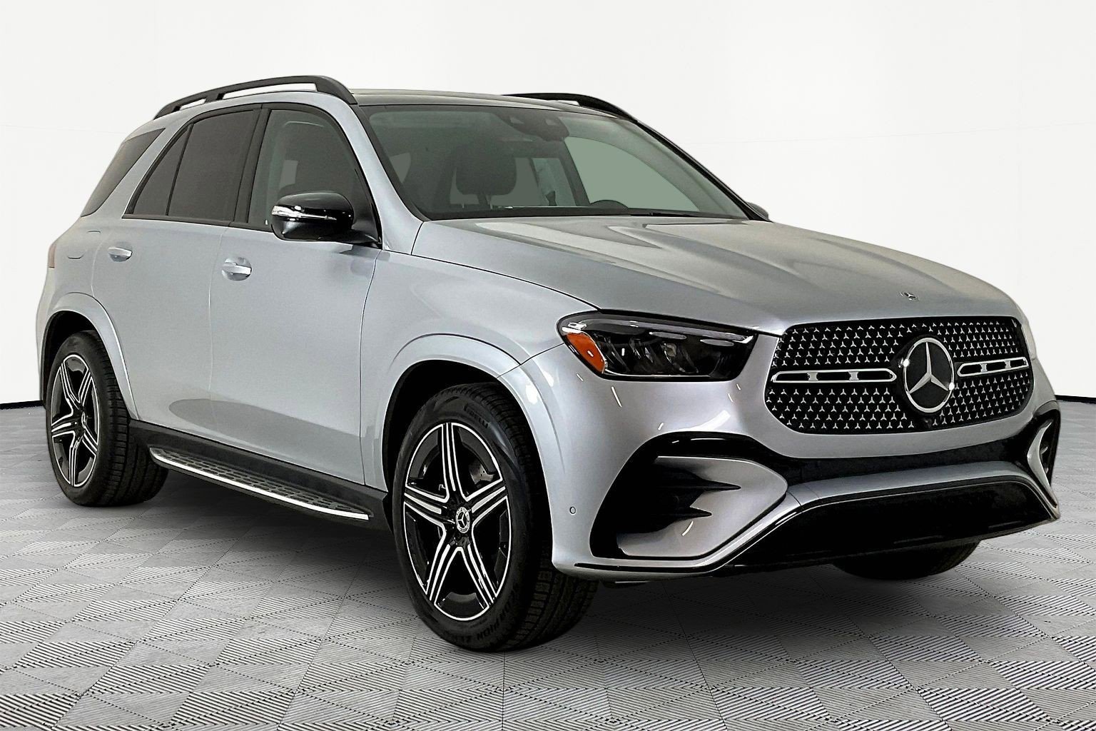 New 2026 Mercedes-Benz GLE 350 4MATIC image 3