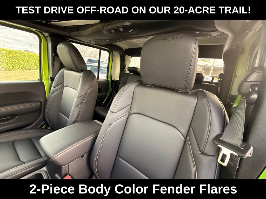 New 2026 Jeep Gladiator Sahara image 23