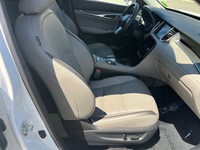 Certified 2023 INFINITI QX50 Luxe FWD image 8
