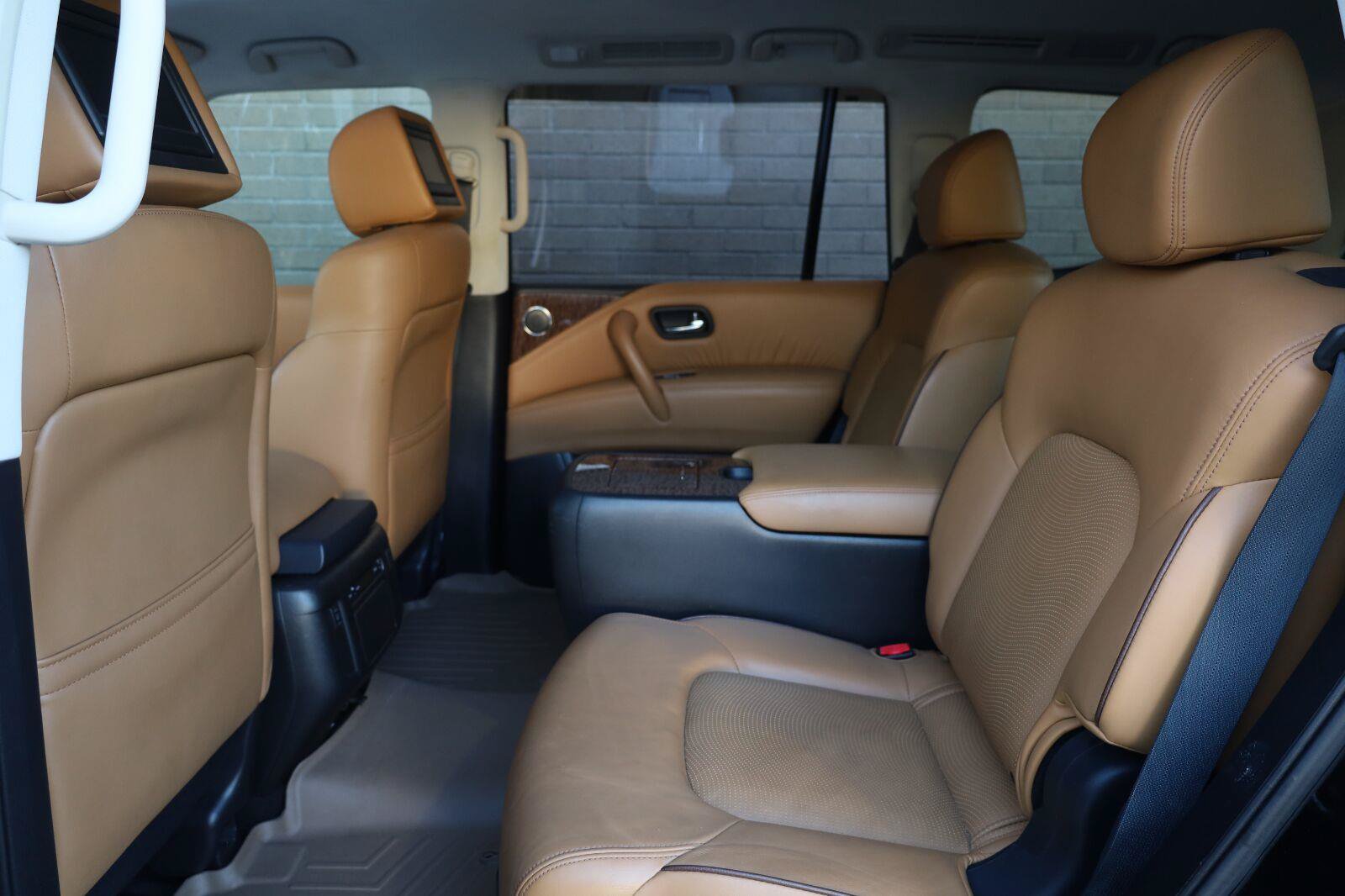 Used 2017 Nissan Armada Platinum RWD image 22