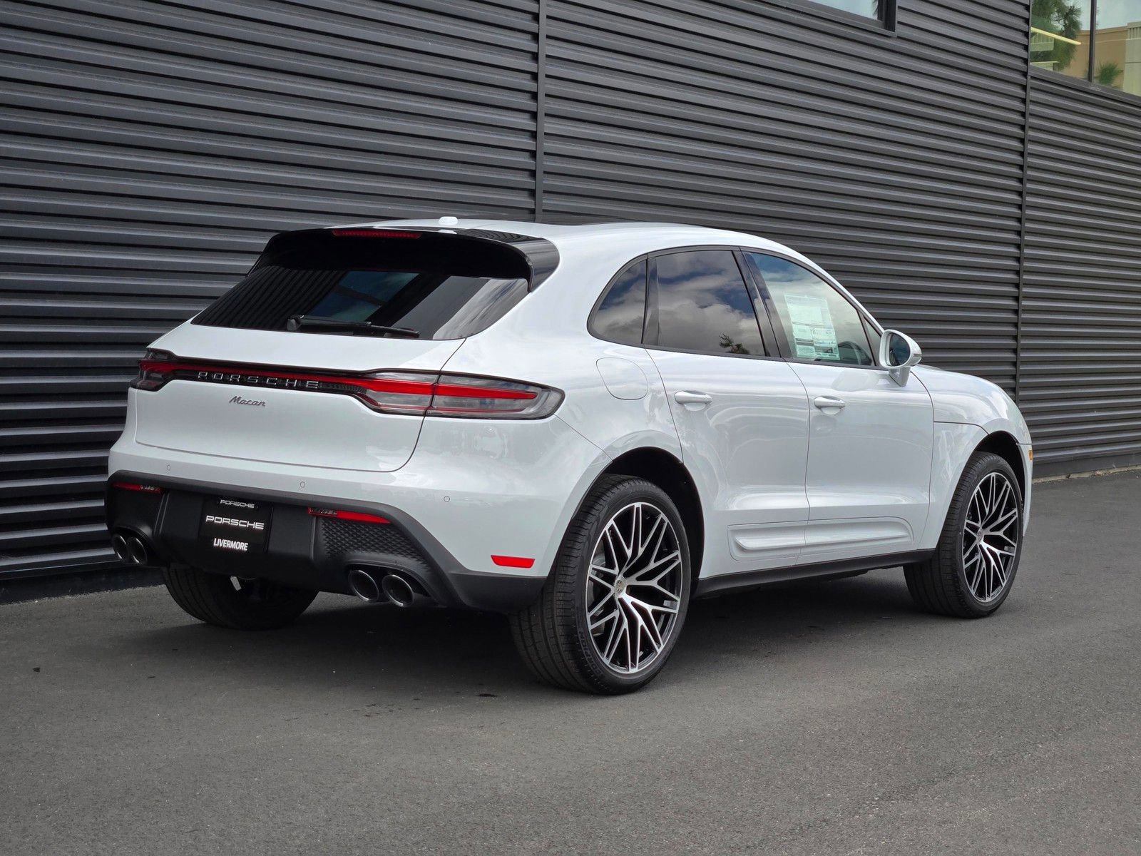New 2026 Porsche Macan AWD/4WD image 7