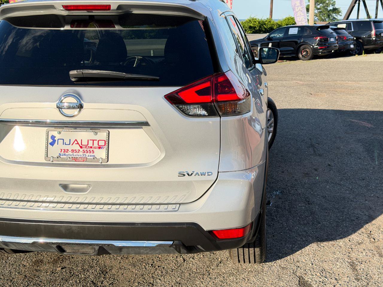 Used 2018 Nissan Rogue SV AWD/4WD image 85