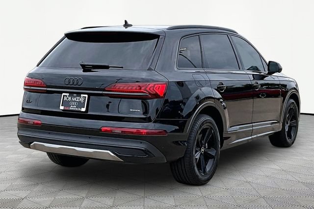 Used 2023 Audi Q7 2.0T Premium Plus w/ Premium Plus Package AWD/4WD image 2