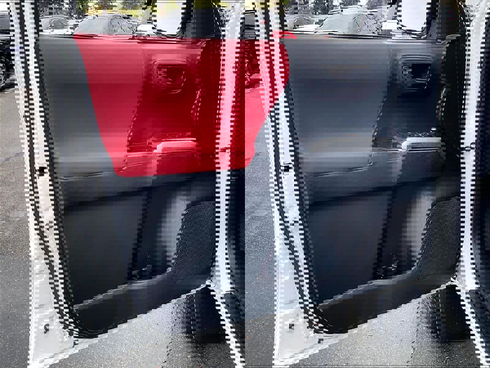 Used 2016 Toyota Tacoma SR5 w/ SR5 Appearance Package (DN) image 23