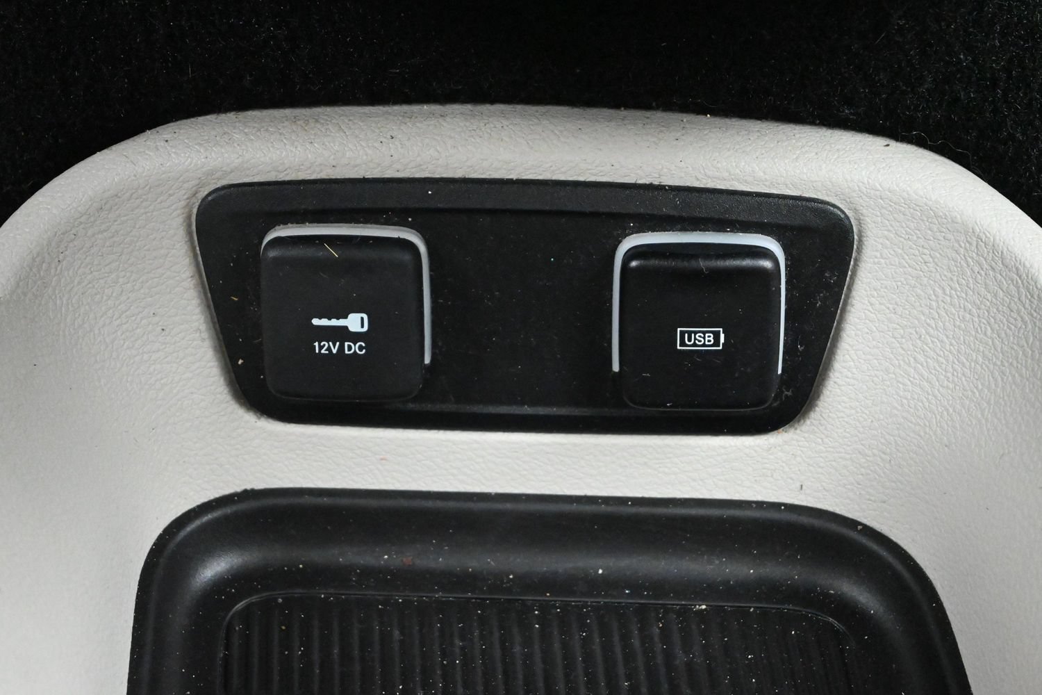 Used 2018 Chrysler Pacifica Limited w/ Advanced Safetytec Group FWD image 19
