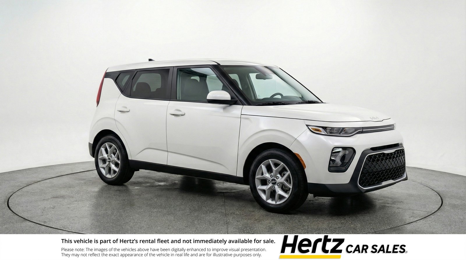 Used 2025 Kia Soul LX w/ LX Technology Package FWD image 1