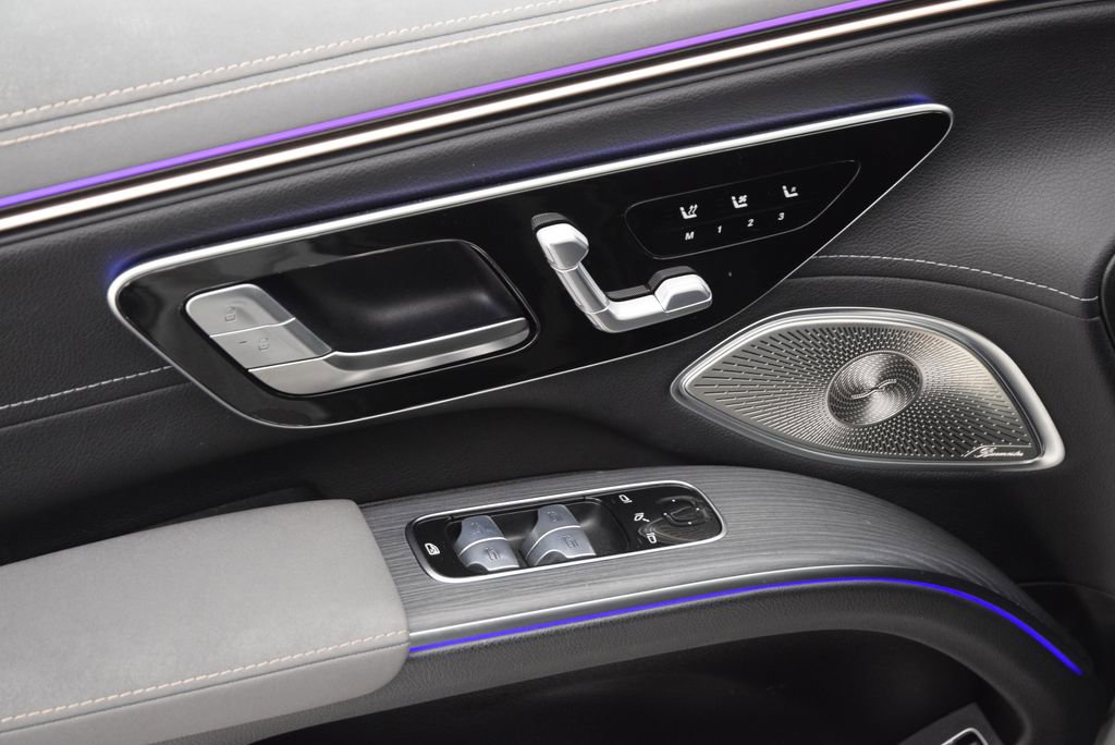 Certified 2023 Mercedes-Benz EQS 580 4MATIC SUV image 23