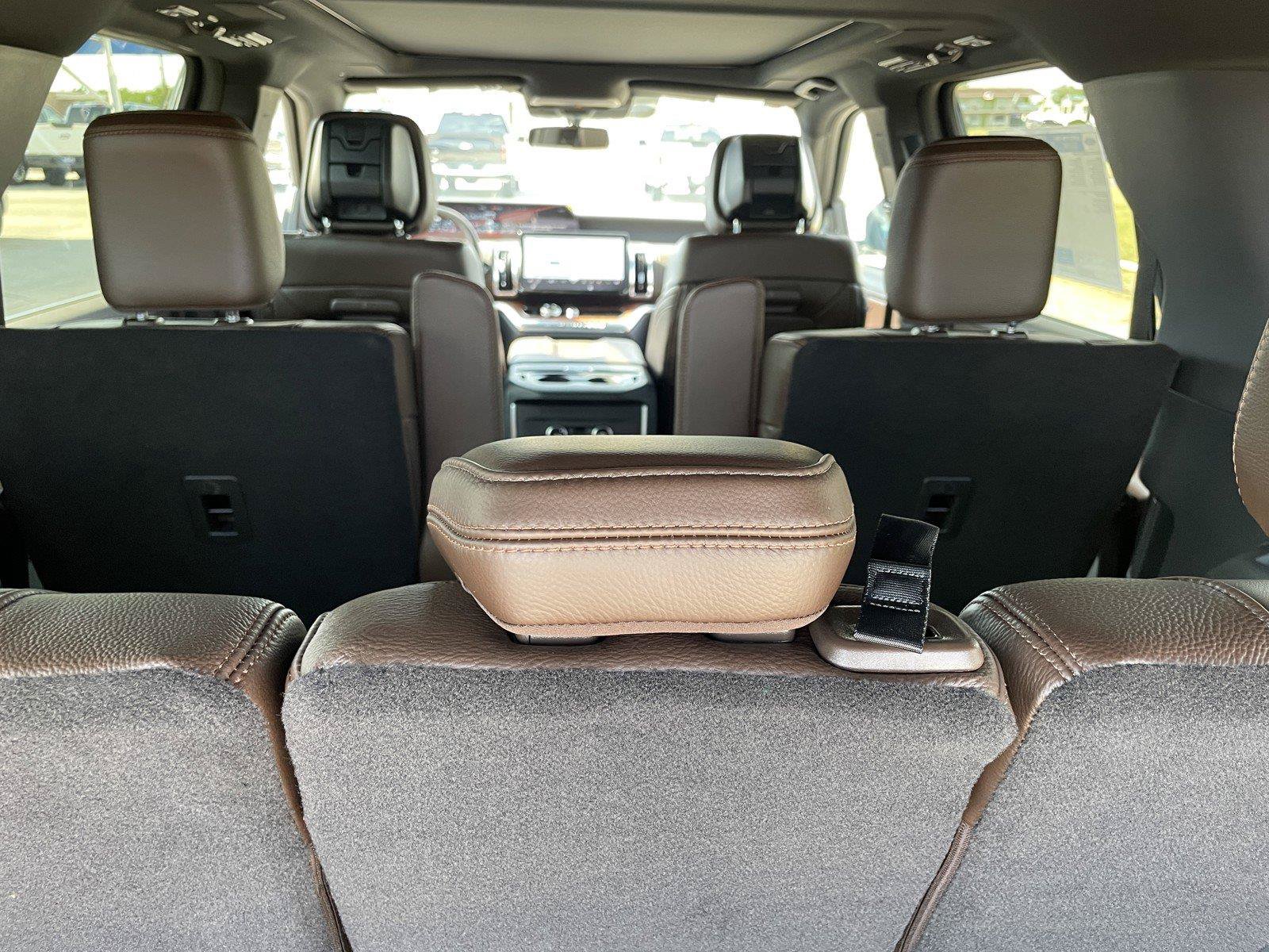 New 2027 Ford Expedition Max King Ranch AWD/4WD image 25