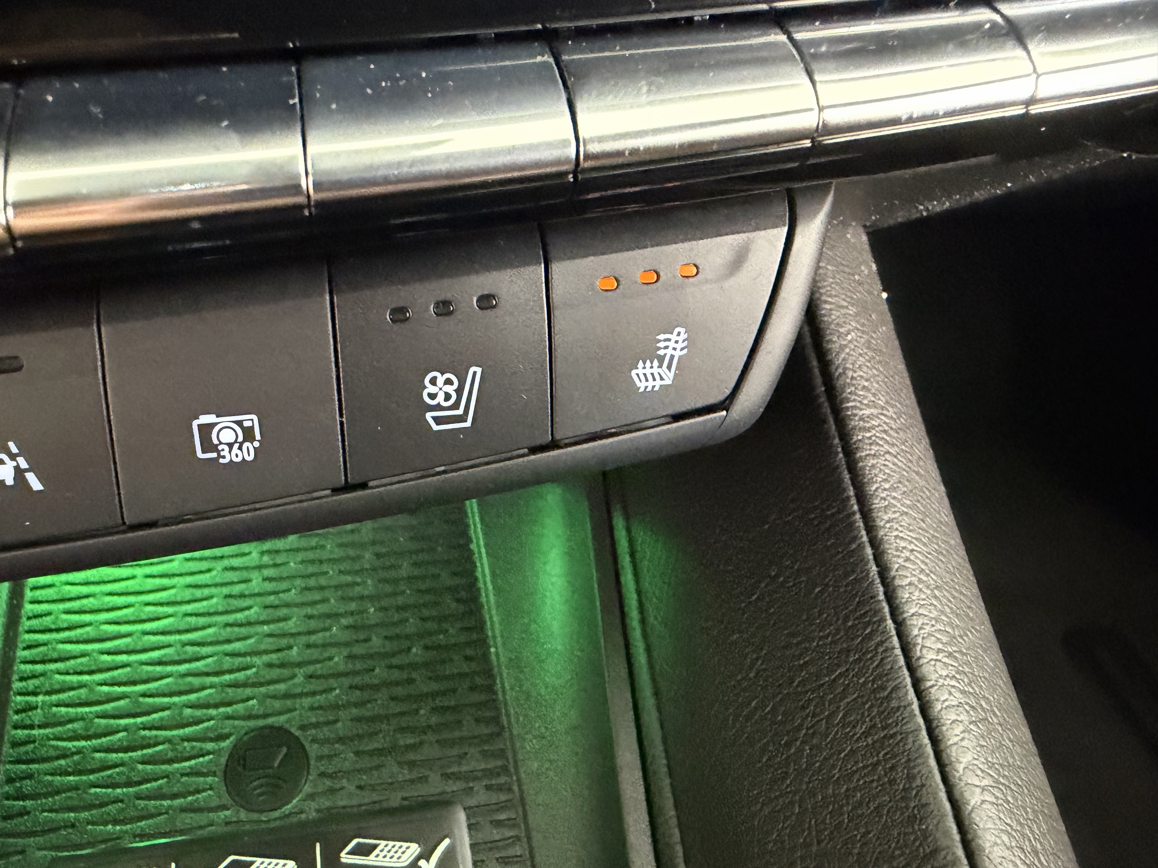 Certified 2025 Cadillac CT5 Premium Luxury w/ Sun And Sound Package AWD/4WD image 25
