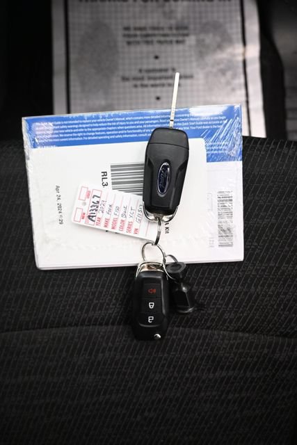 Used 2024 Ford F150 XLT w/ XLT Black Appearance Package AWD/4WD image 9