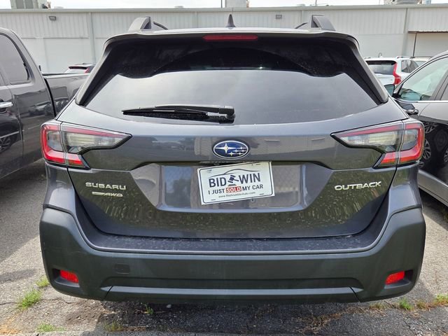 Used 2023 Subaru Outback Premium AWD/4WD image 7