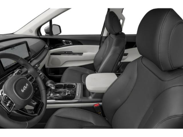 Used 2024 Kia Carnival EX FWD image 12
