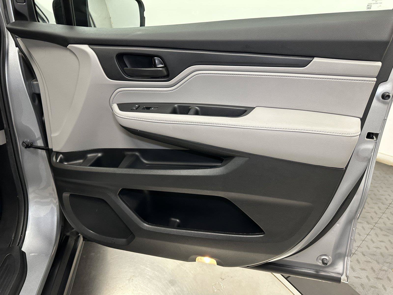 Used 2024 Honda Odyssey EX-L image 34