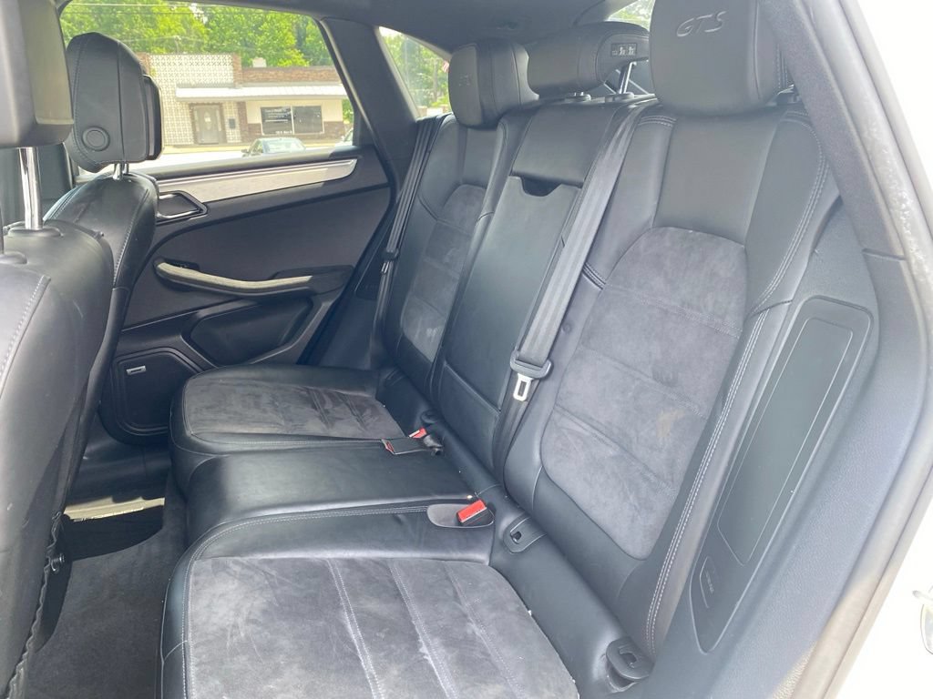 Used 2017 Porsche Macan GTS AWD/4WD image 18