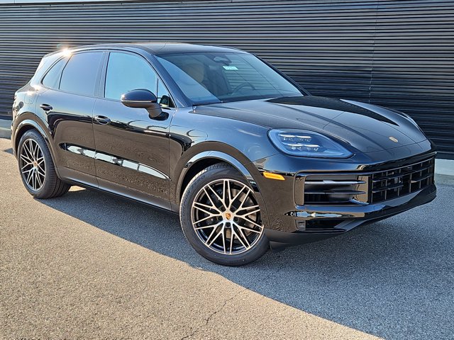 New 2026 Porsche Cayenne AWD/4WD image 8