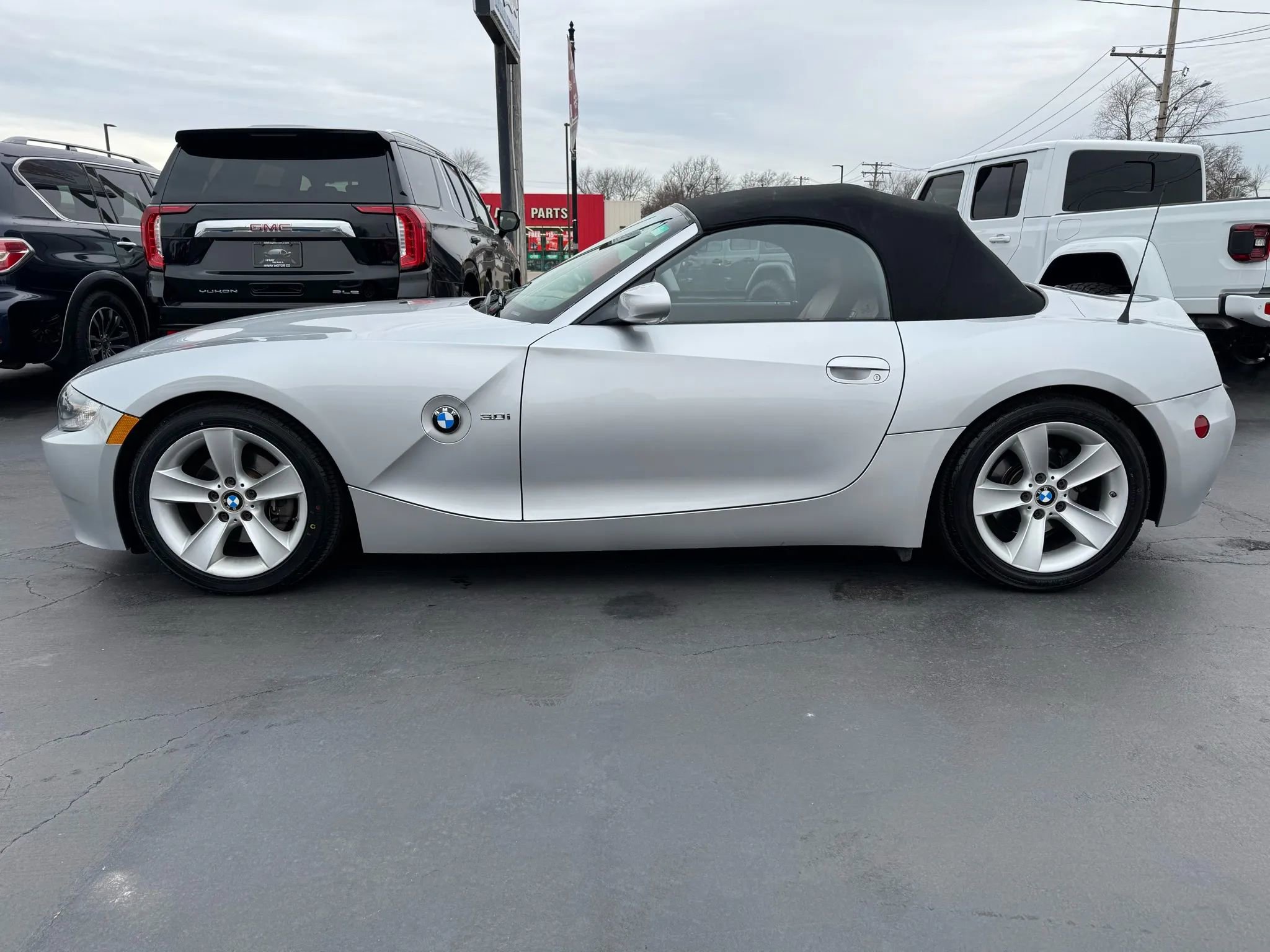 Used 2007 BMW Z4 3.0i image 2