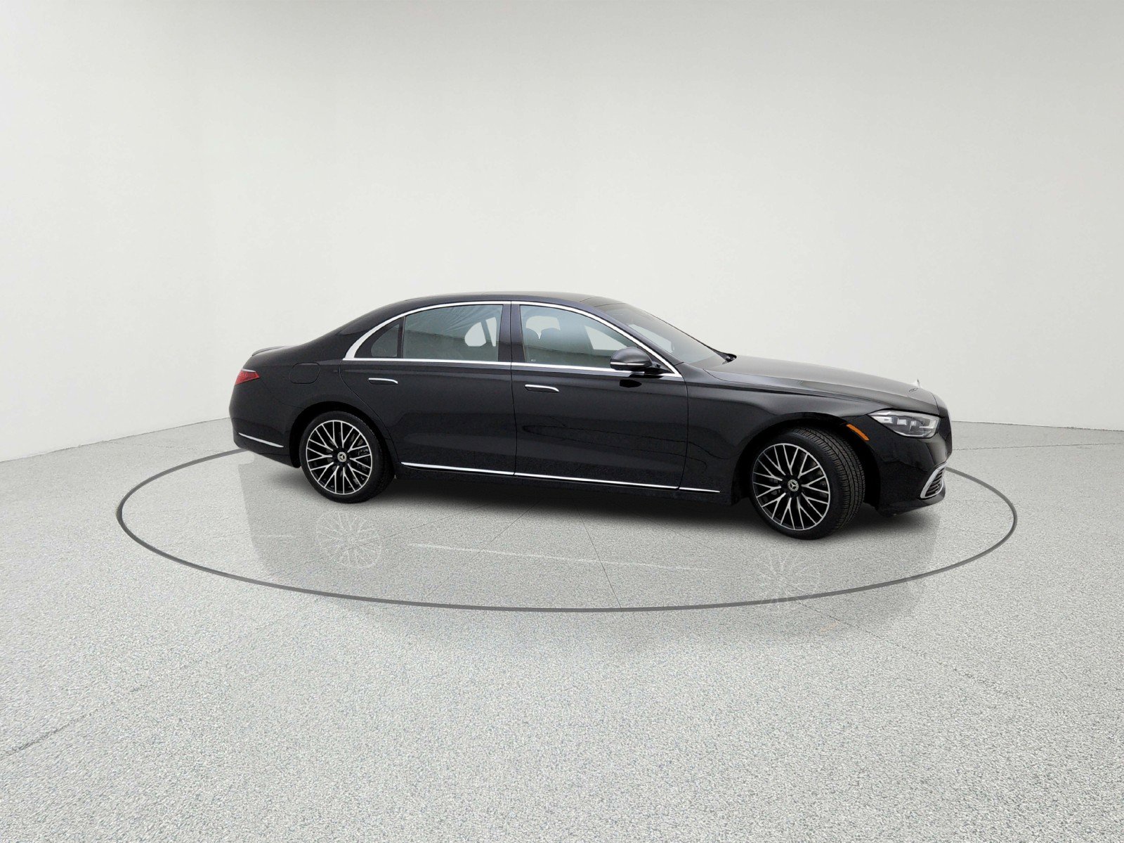 Certified 2023 Mercedes-Benz S 500 4MATIC image 6