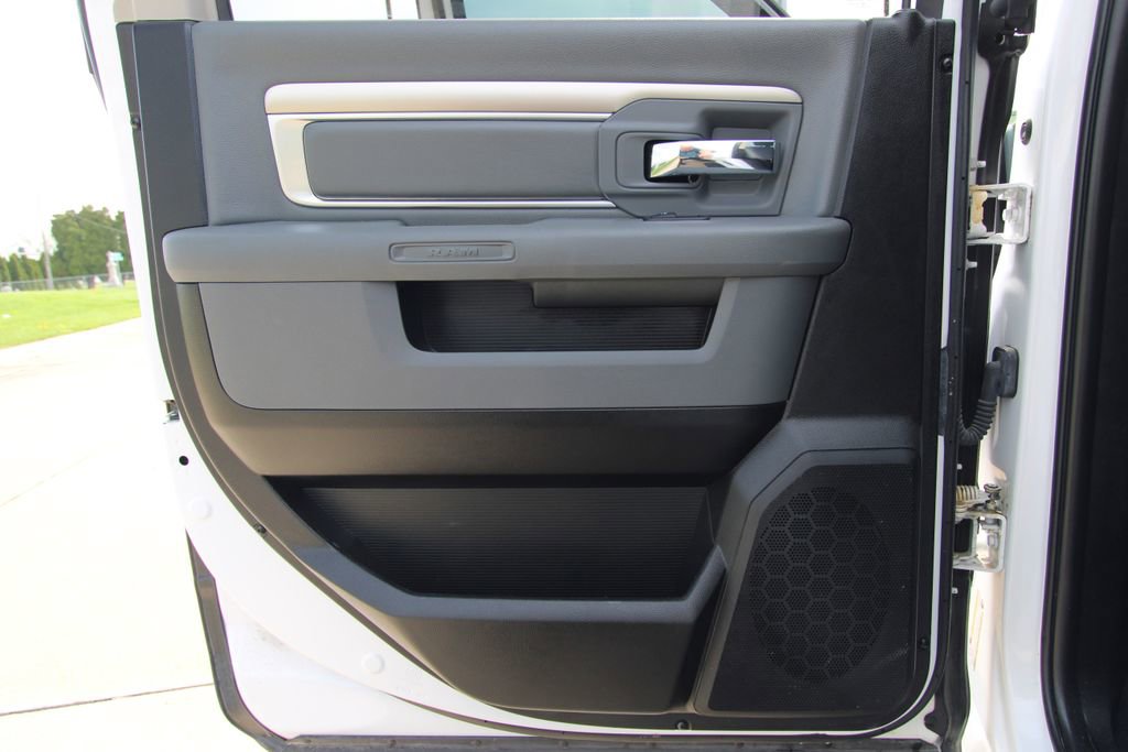 Used 2019 RAM 1500 Classic Warlock AWD/4WD image 41