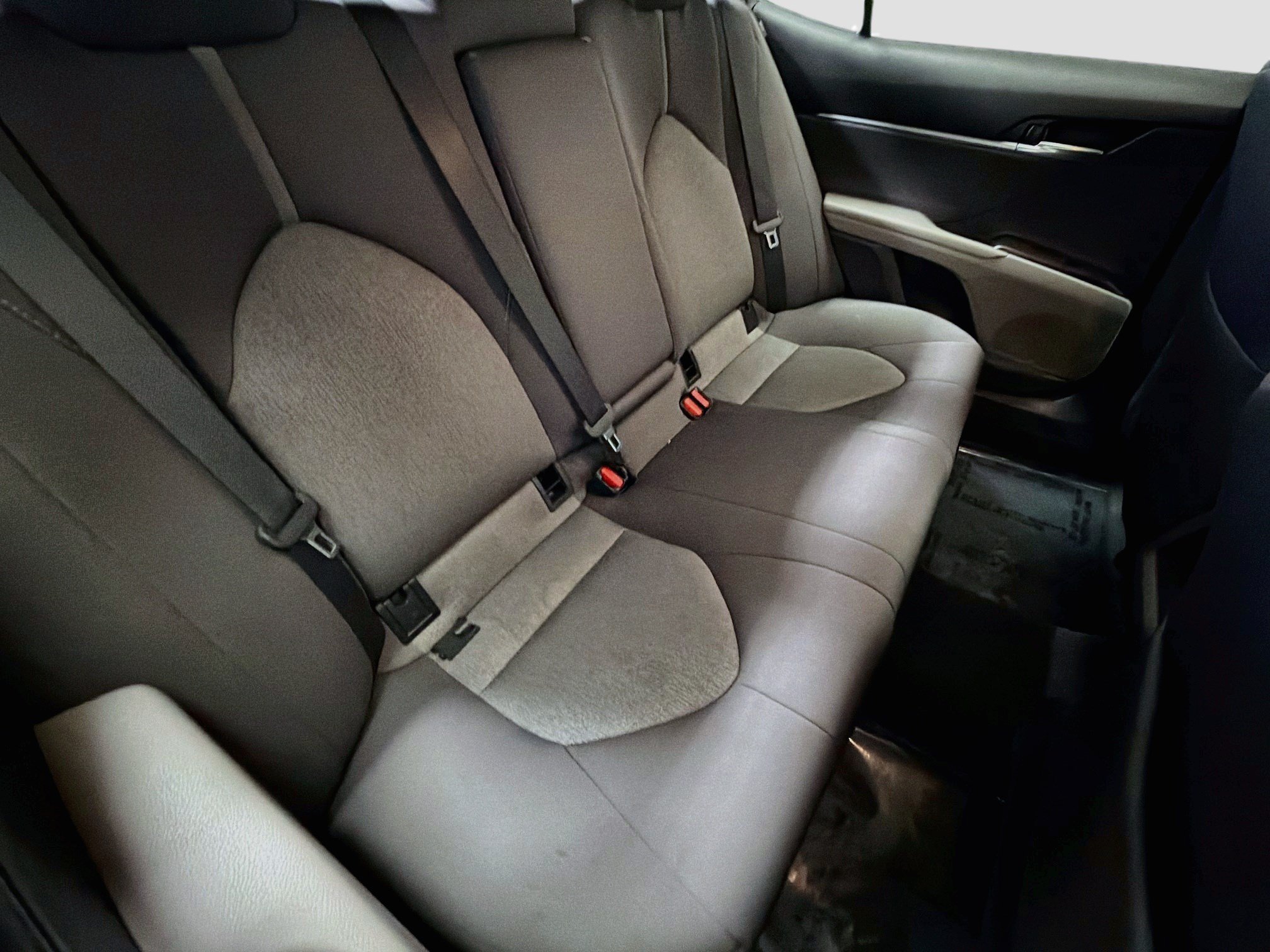 Used 2023 Toyota Camry LE FWD image 14