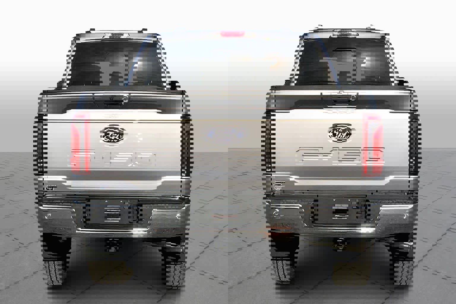 Certified 2024 Ford F150 Lariat w/ FX4 Off-Road Package image 5