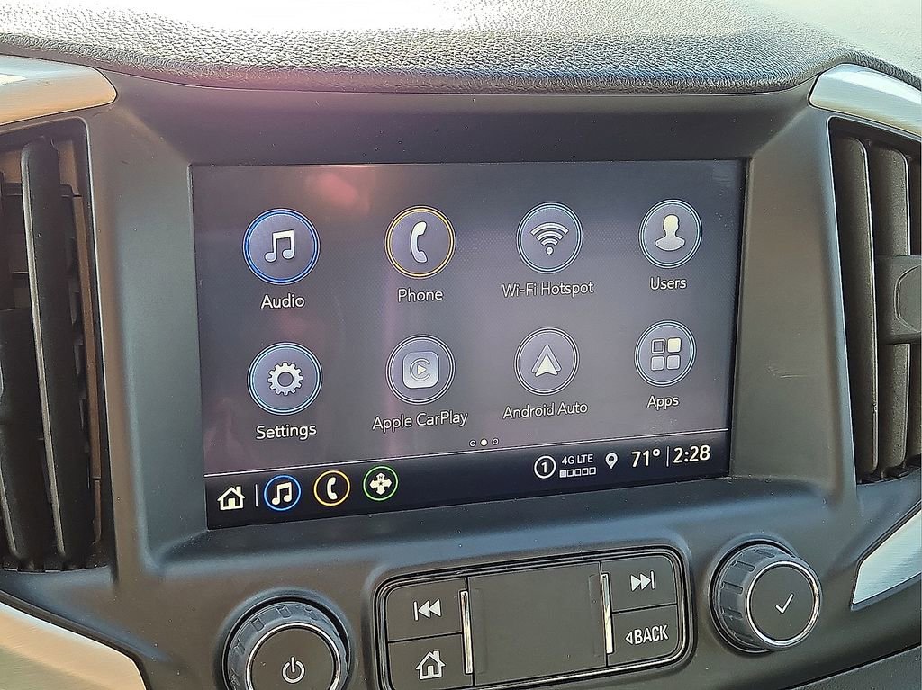 Used 2024 GMC Terrain SLT image 29