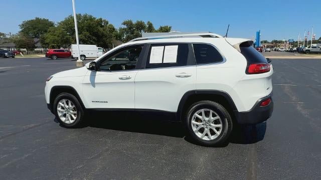 Used 2016 Jeep Cherokee Latitude w/ Comfort/Convenience Group AWD/4WD image 6