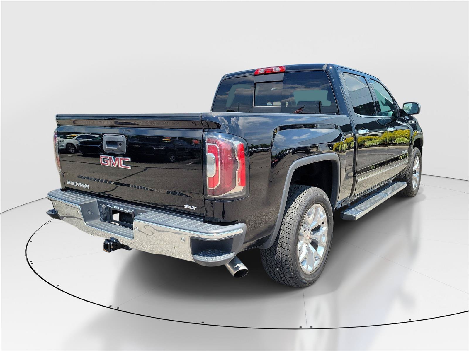 Used 2018 GMC Sierra 1500 SLT w/ SLT Premium Package AWD/4WD image 4