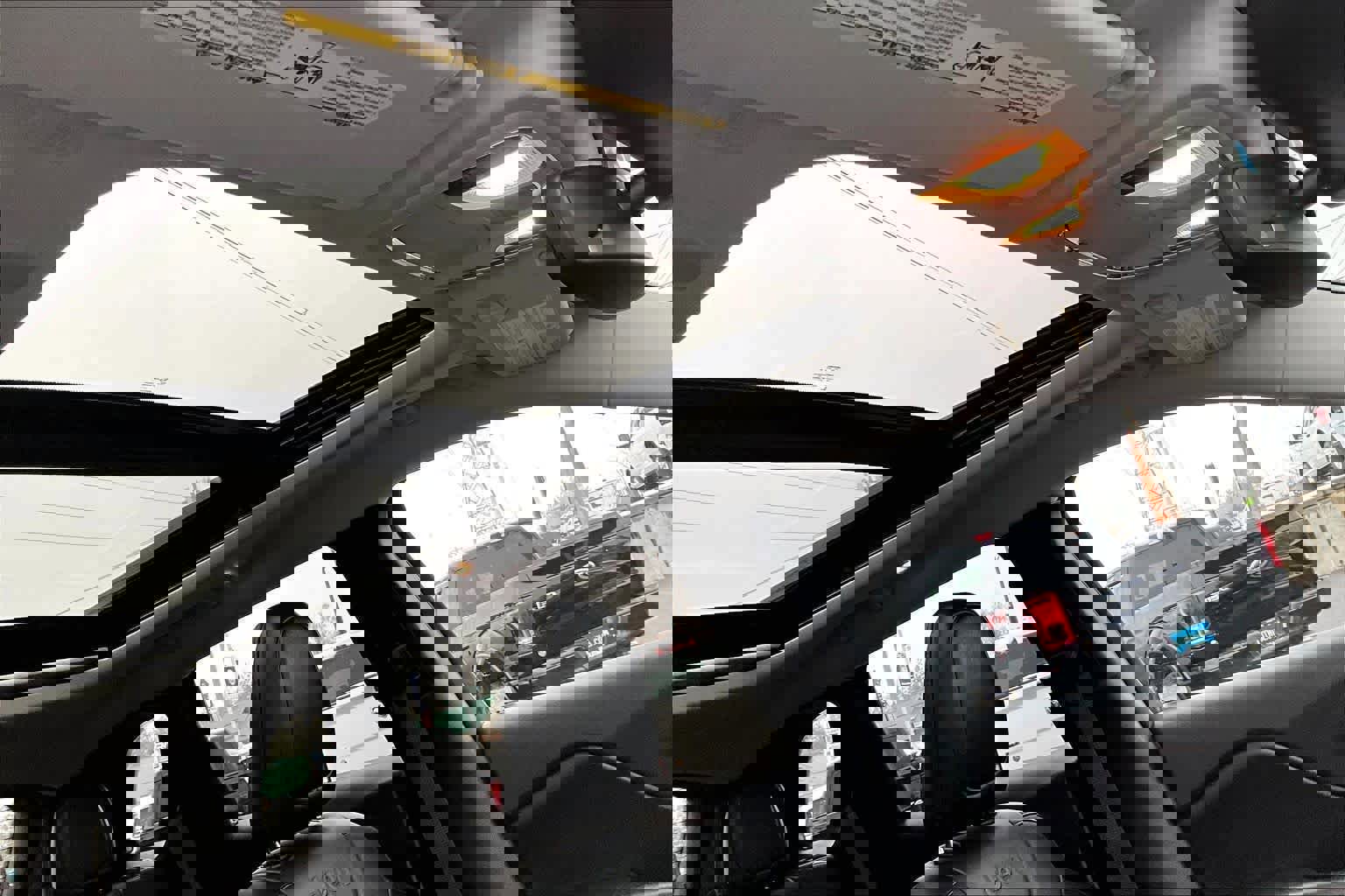 Used 2022 Jeep Cherokee Latitude Lux w/ Sun & Sound Group image 30