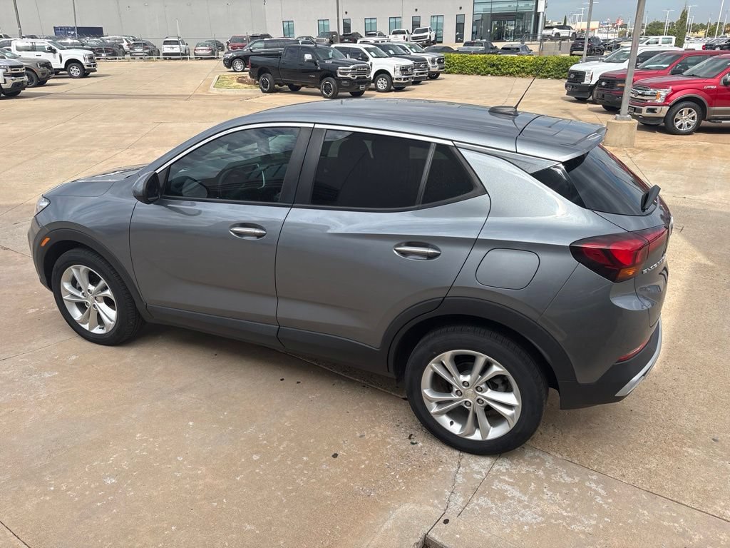 Used 2021 Buick Encore GX Preferred FWD image 4