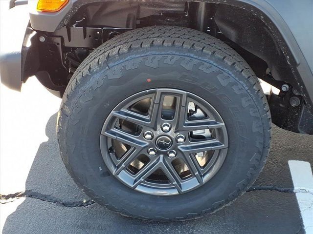 New 2026 Jeep Gladiator Sport image 21