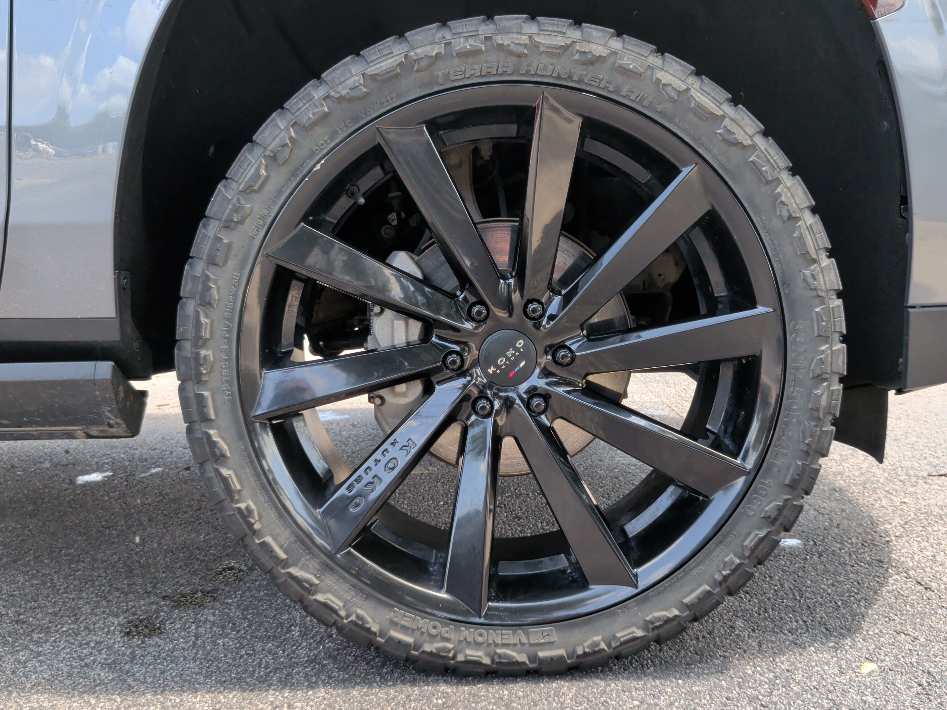 Used 2022 GMC Yukon Denali RWD image 13