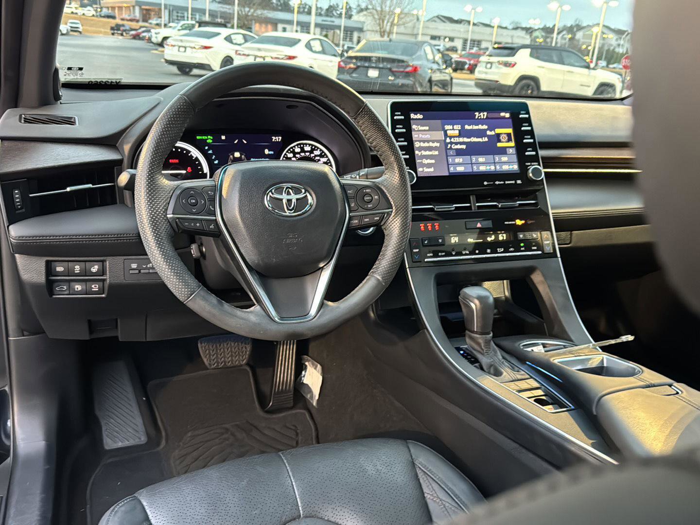 Certified 2022 Toyota Avalon Limited w/ Advanced Safety Package image 16