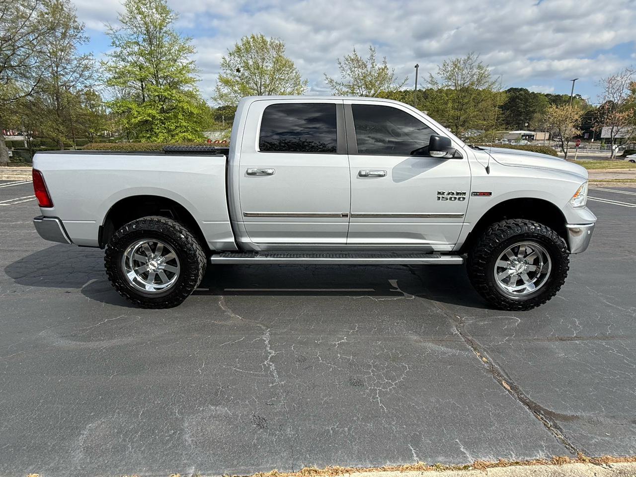 Used 2015 RAM 1500 Lone Star image 5