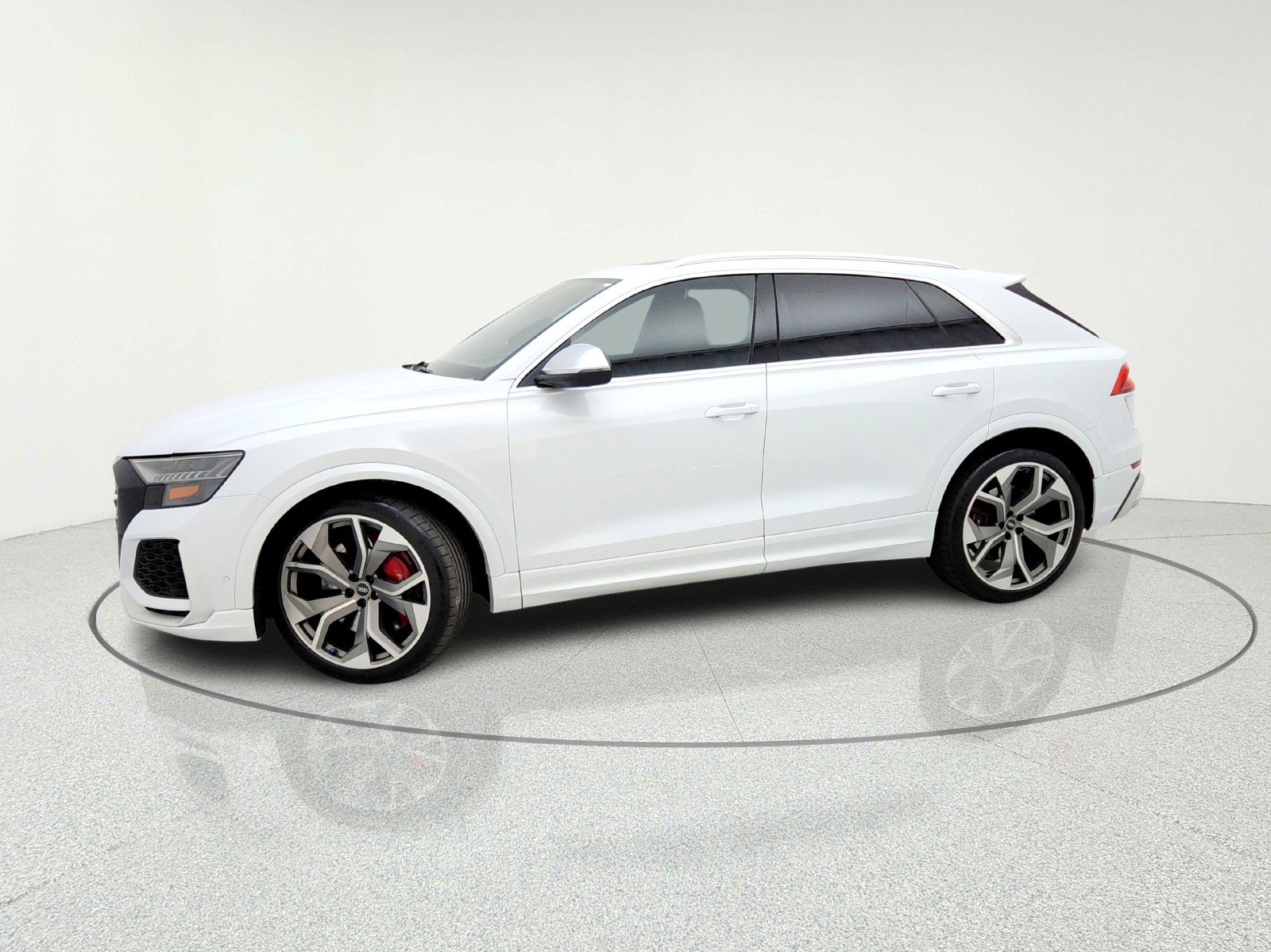 Used 2022 Audi RS Q8 w/ Luxury Package image 15