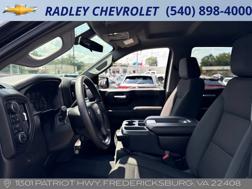 Used 2021 Chevrolet Silverado 1500 Custom AWD/4WD image 3