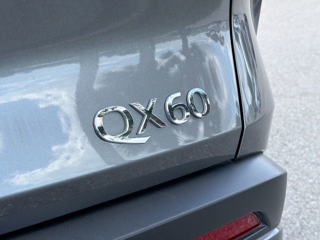 Used 2025 INFINITI QX60 Pure AWD/4WD image 11