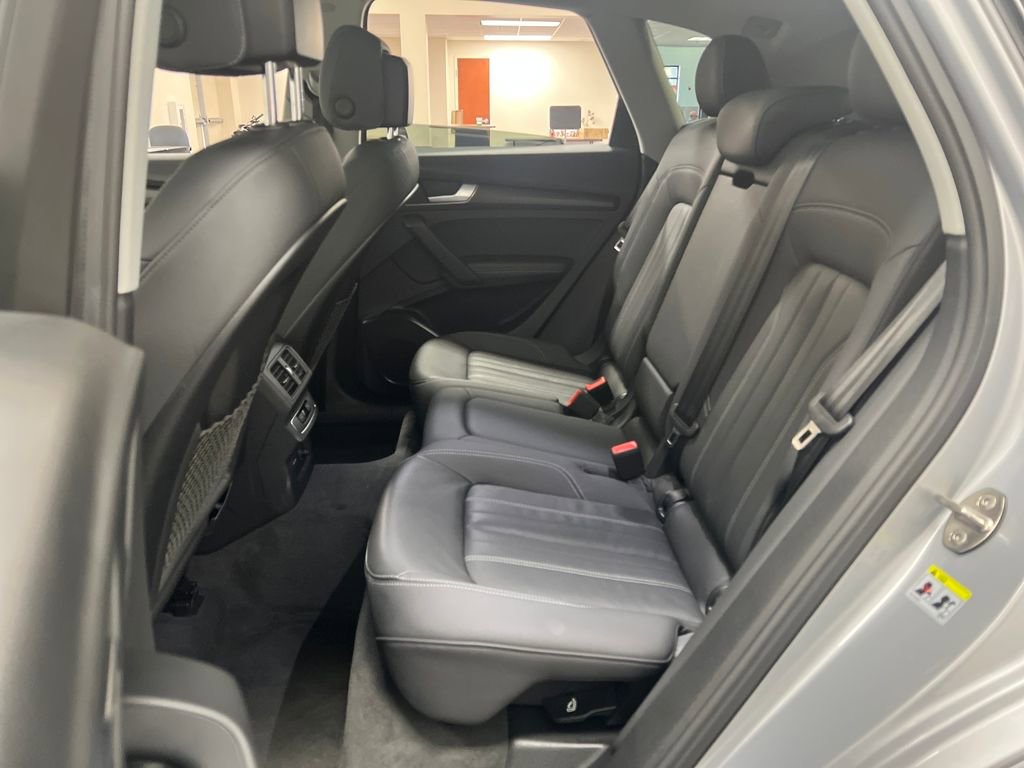 Used 2021 Audi Q5 2.0T Premium Plus w/ Premium Plus Package image 27