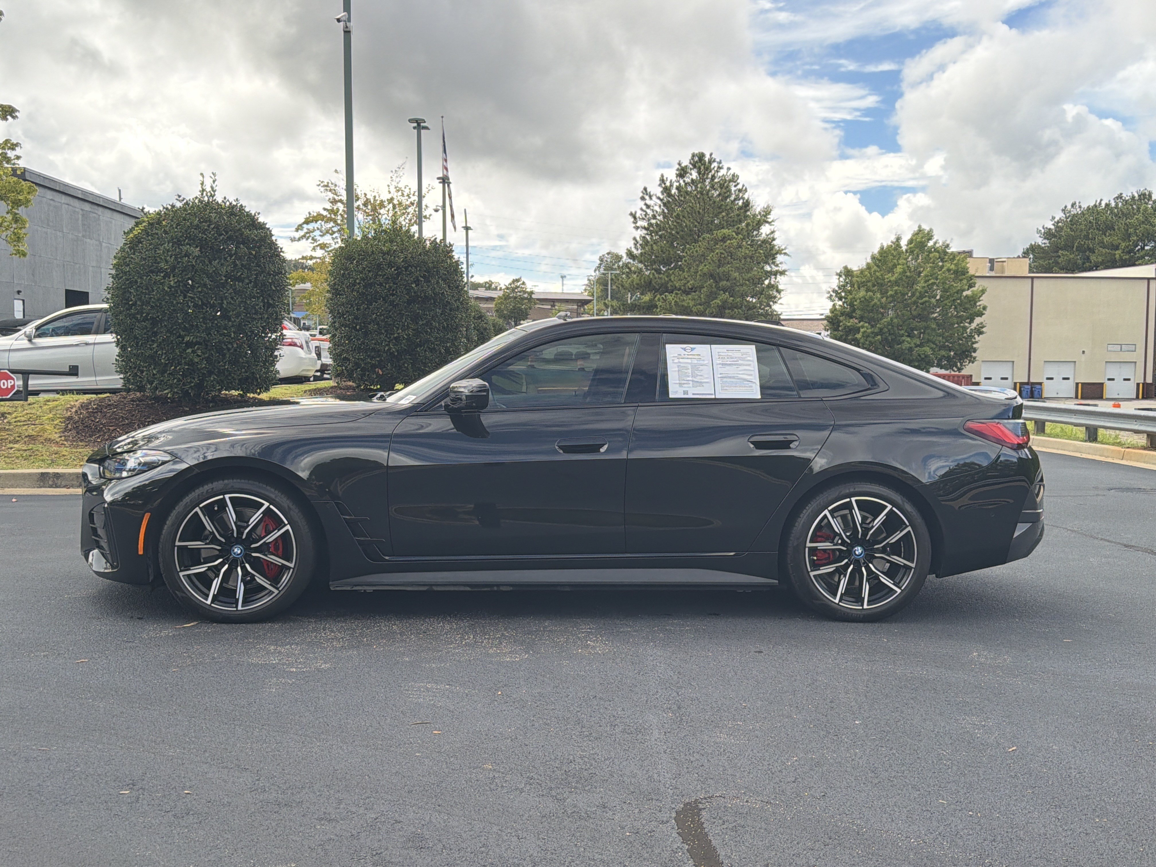Used 2023 BMW i4 eDrive40 w/ M Sport Package RWD image 41