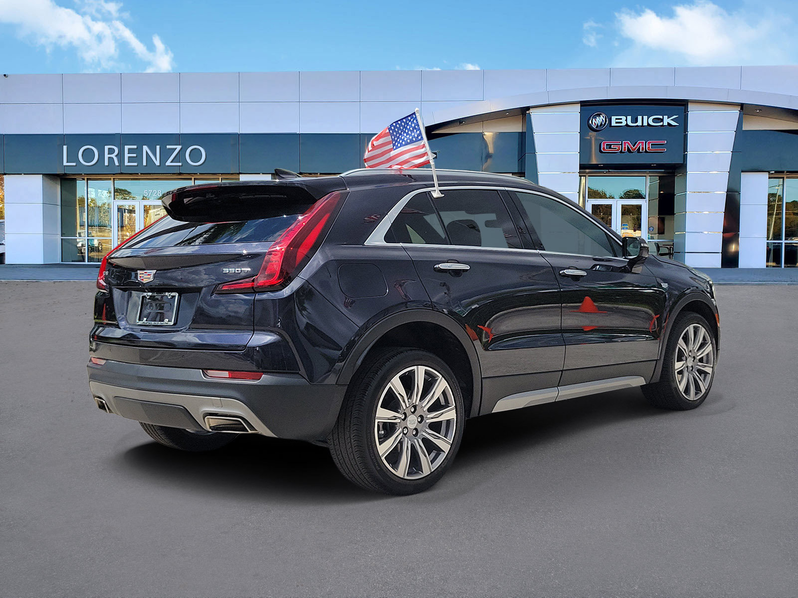 Used 2023 Cadillac XT4 Premium Luxury w/ Enhanced Visibility Package FWD image 5