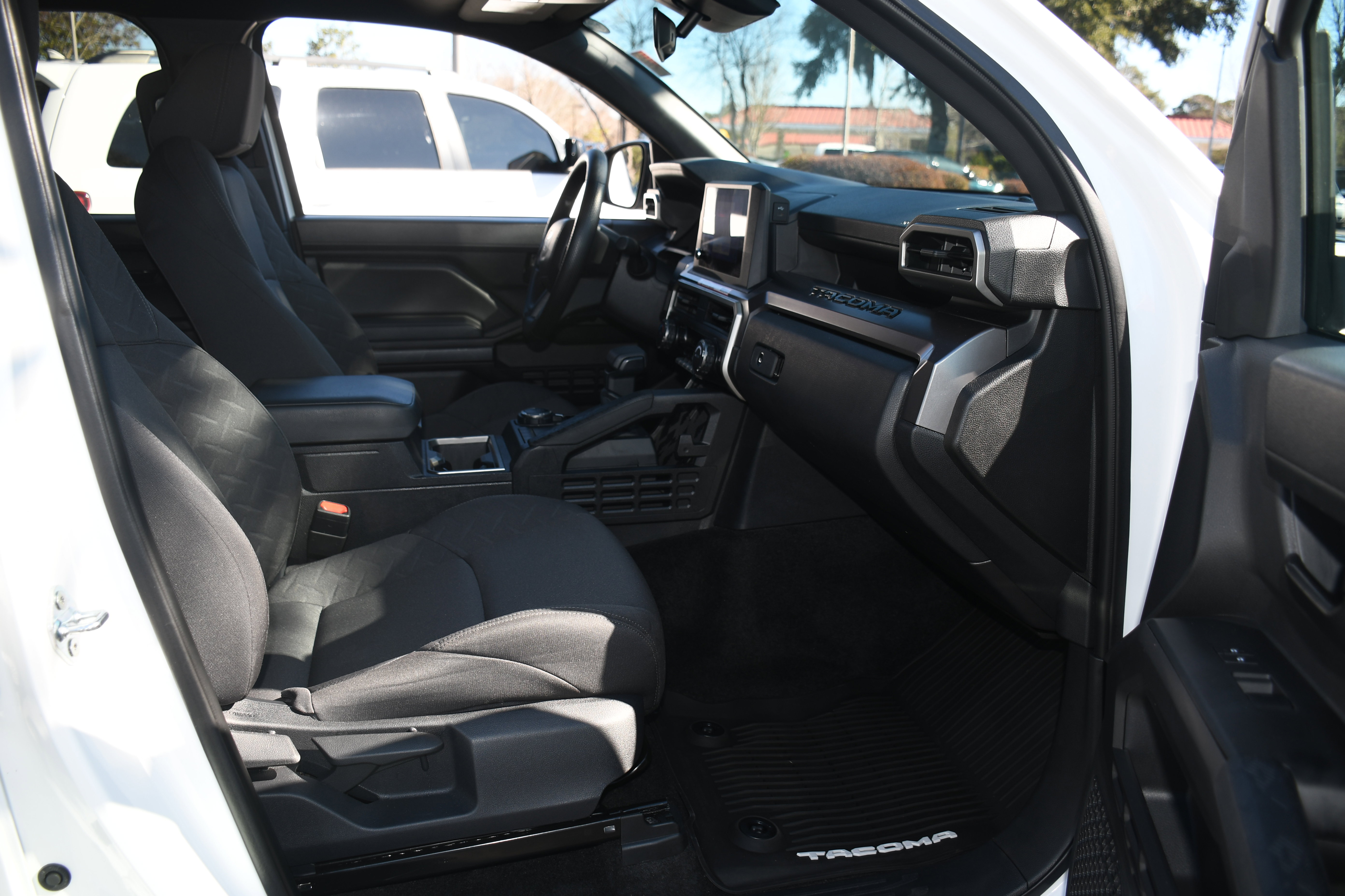 Used 2025 Toyota Tacoma SR5 image 19