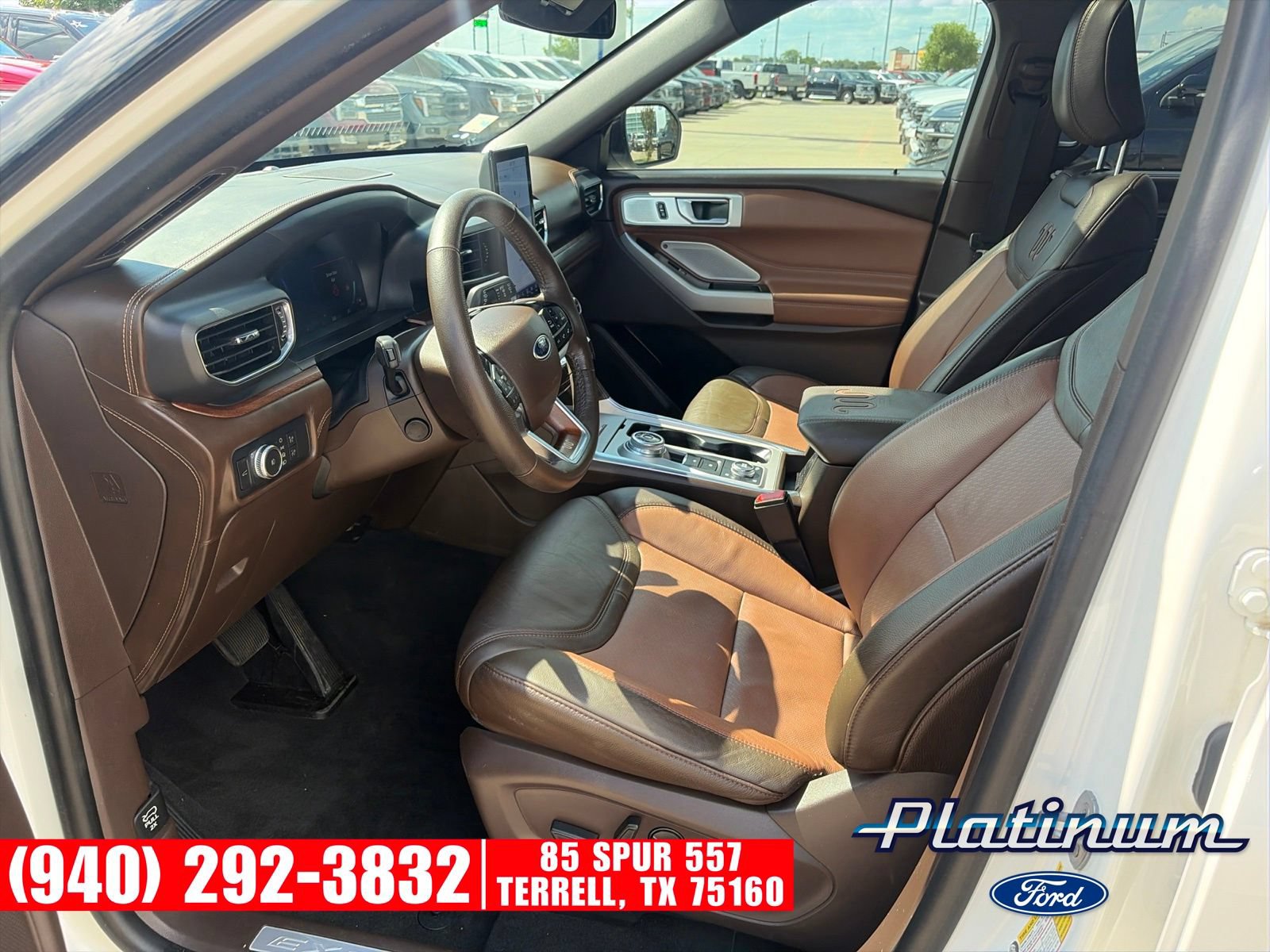 Certified 2022 Ford Explorer King Ranch w/ Technology Package AWD/4WD image 11