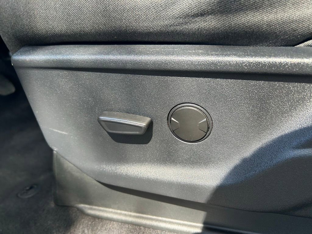 Used 2023 Ford F150 XLT image 17