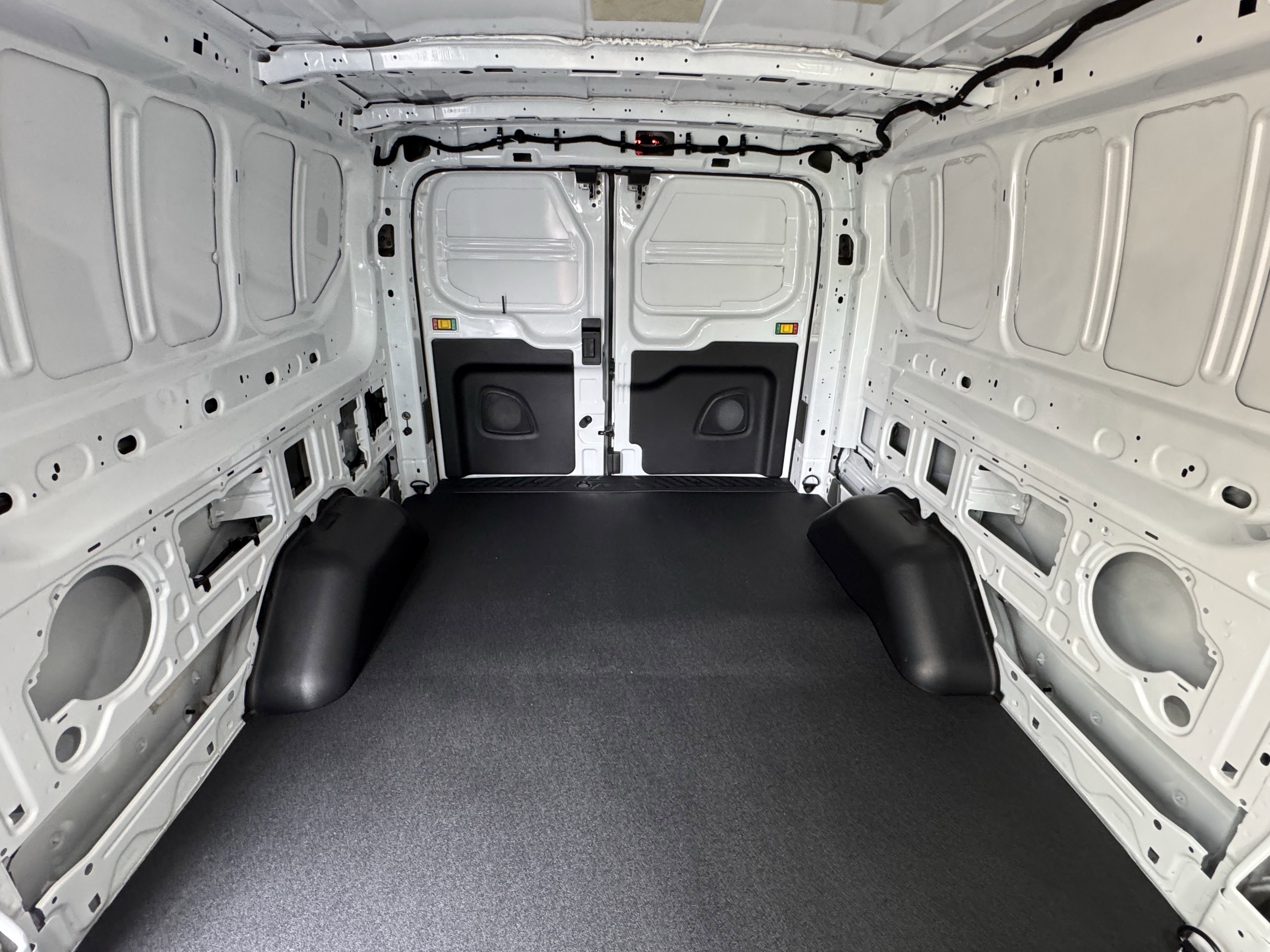 New 2025 Ford Transit 250 Low Roof image 20