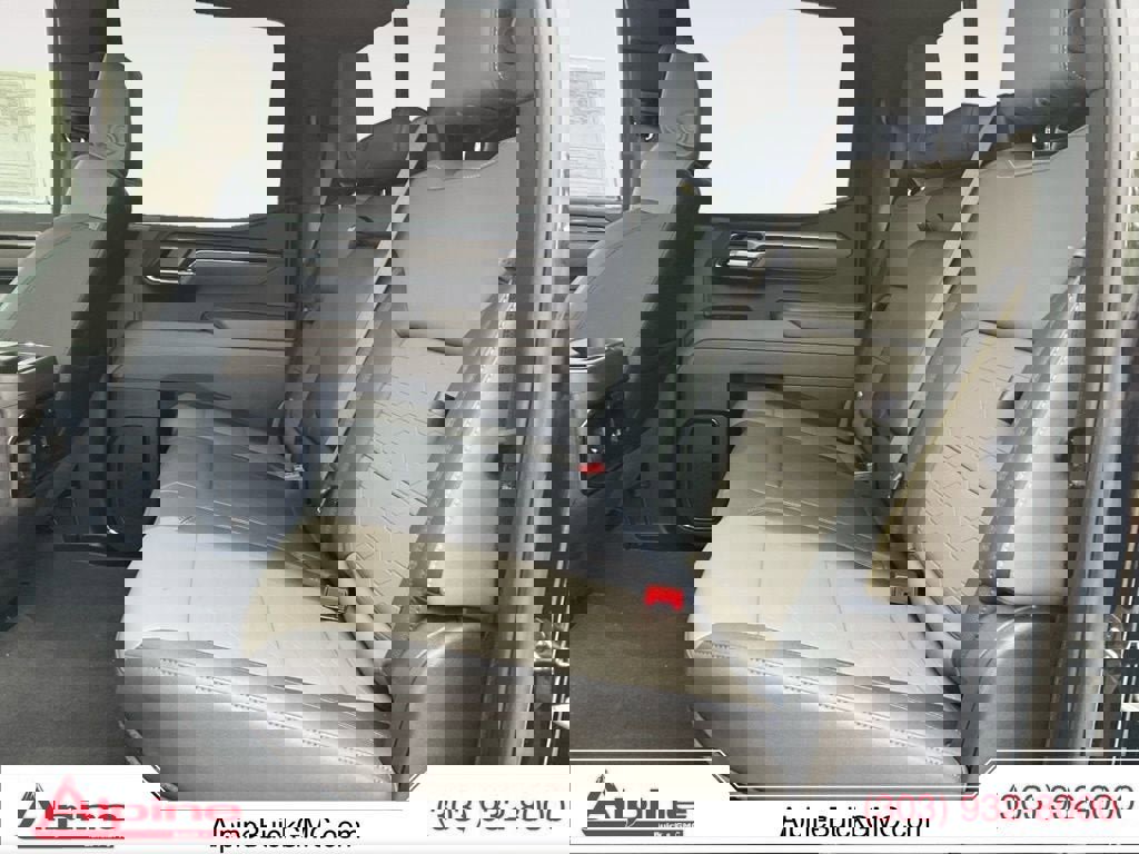 Used 2024 Chevrolet Silverado 1500 ZR2 w/ Technology Package image 13